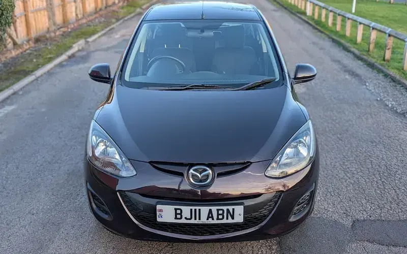 Used Mazda 2 102 HP (75 kW) 2013 Hatchback