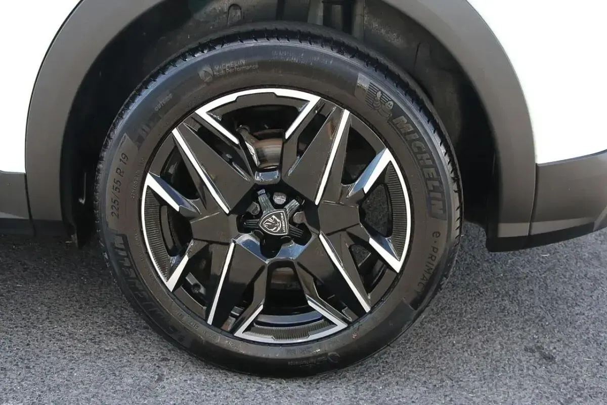 Used Peugeot 3008 GTi 134 HP (98 kW) 2025 White SUV
