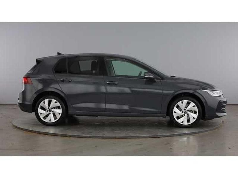 Usado VW Golf VIII Match 272 HP (200 kW) 2025 Cinzento Citadino