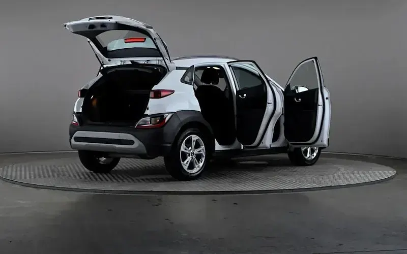 Used Hyundai Kona SE 120 HP (88 kW) 2022 White SUV