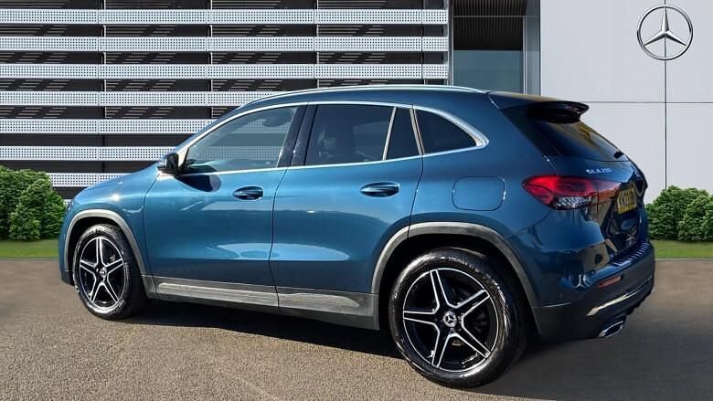 Used Mercedes GLA180 Executive 136 HP (100 kW) 2023 SUV
