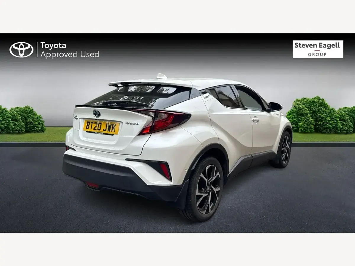 Used Toyota C-HR Design 122 HP (89 kW) 2020 White SUV