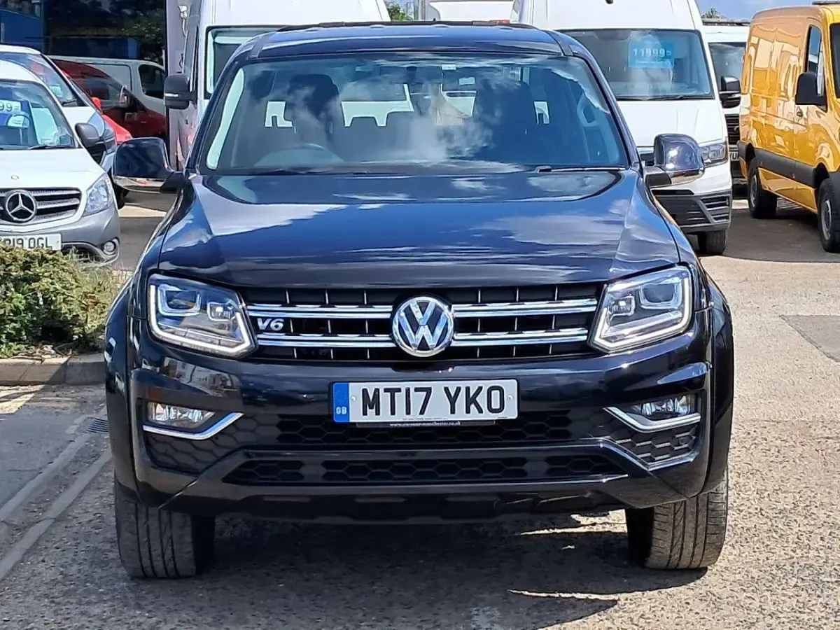 Used VW Amarok Highline 2017 Black Pickup