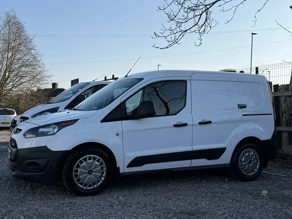 Usado Ford Transit Connect 2016 Branco Monovolume