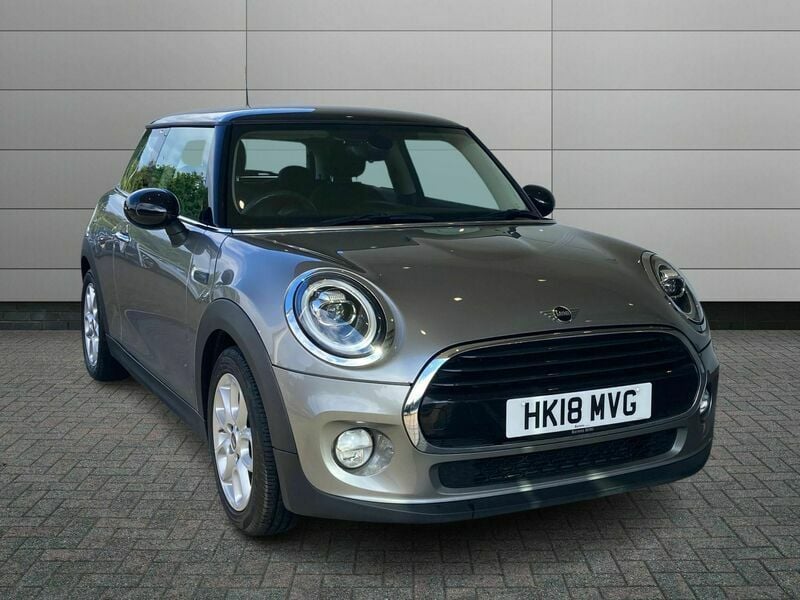 Silver Used 2018 Mini Cooper Hatch Hatchback | £13,950 (Fair price) - Image 1/4