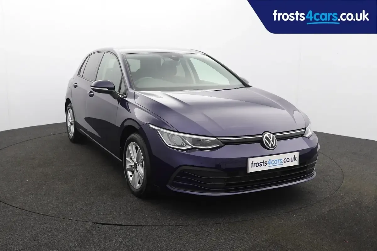 Used VW Golf VIII Life 131 HP (96 kW) 2023 Hatchback
