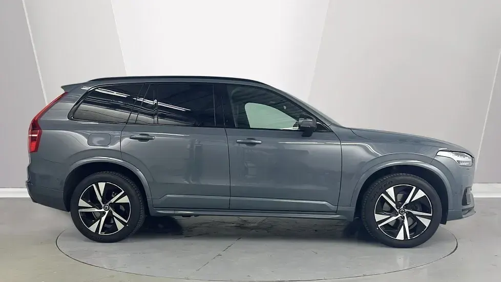 Used Volvo XC90 Plus 247 HP (181 kW) 2022 Grey SUV