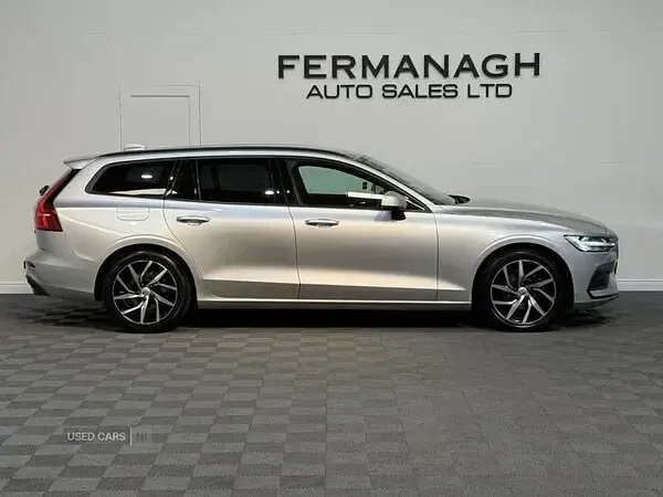 Used Volvo V60 Momentum 2020 Silver Estate