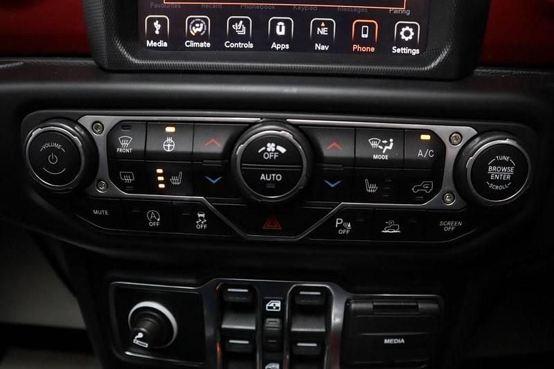 Used Jeep Wrangler Rubicon 272 HP (200 kW) 2021 Red SUV