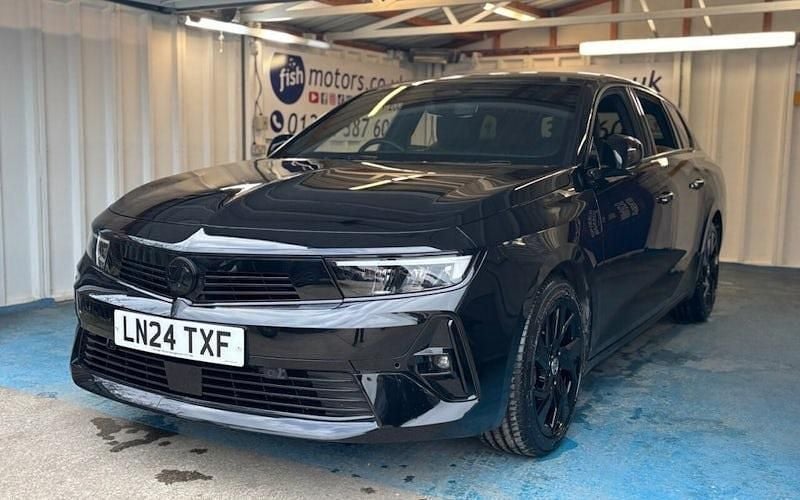 Used Vauxhall Astra S 131 HP (96 kW) 2024 Black Estate