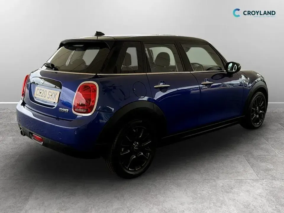 Used Mini Cooper Classic 136 HP (100 kW) 2020 Blue Hatchback