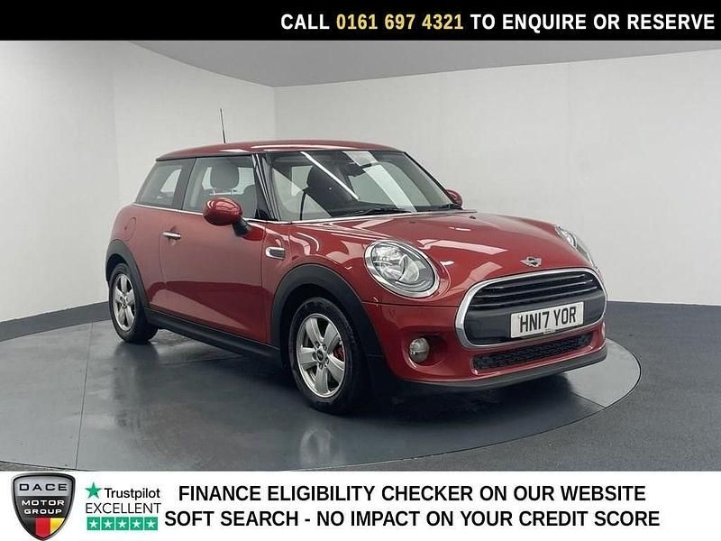 Used Mini ONE Hatch 102 HP (75 kW) 2017 Red Hatchback
