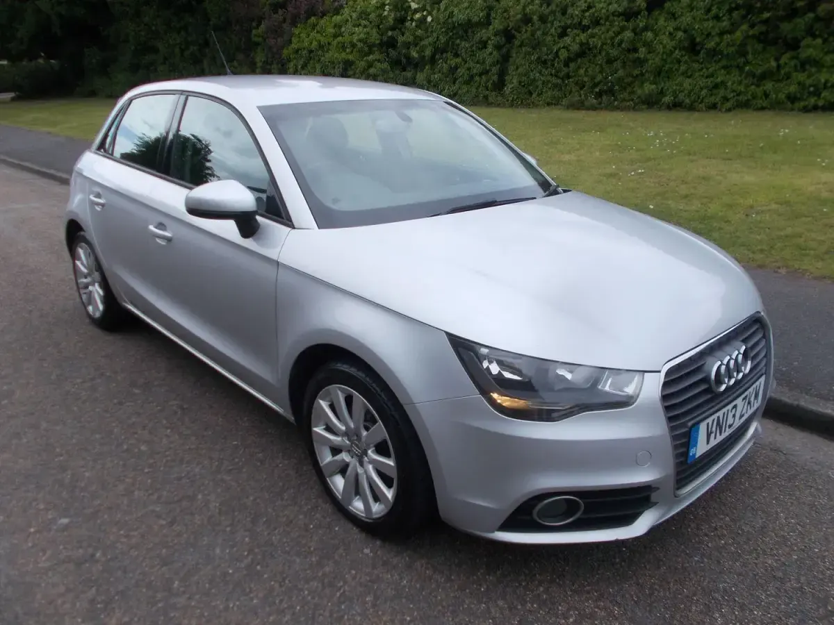 Used Audi A1 Sportback Sport 105 HP (77 kW) 2013 Silver Hatchback