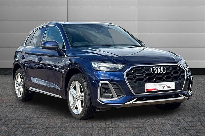 Navarra blue Used 2021 Audi Q5 S-Line SUV | £27,095 (Good price) - Image 1/4