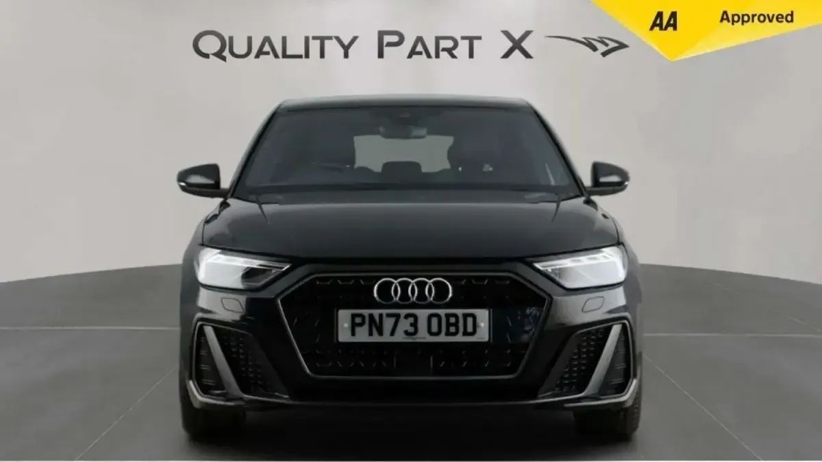 Begagnad Audi A1 Sportback S-Line 110 HK (80 kW) 2023 Svart Halvkombi