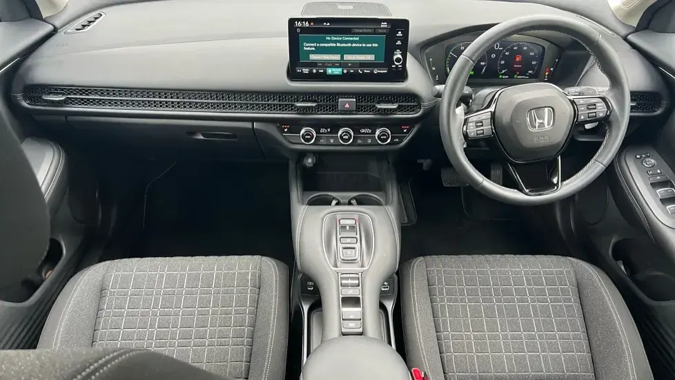 Used Honda ZR-V Elegance 184 HP (135 kW) 2025 Nordic forest SUV