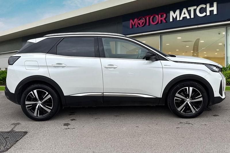 Used Peugeot 3008 Premium 225 HP (165 kW) 2021 White SUV