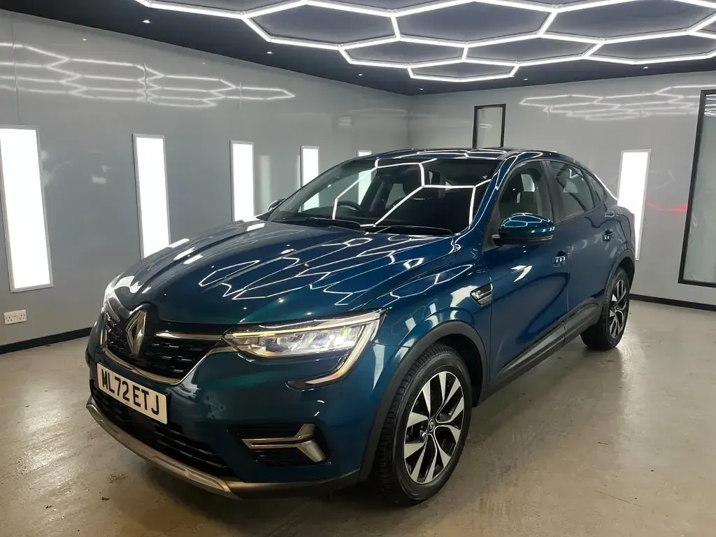 Used Renault Arkana Iconic 2022 Blue SUV