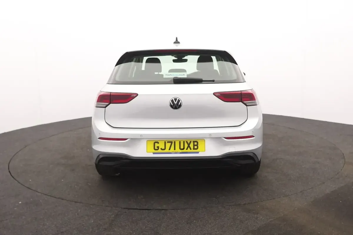 Used VW Golf VII Life 110 HP (80 kW) 2021 Silver Hatchback