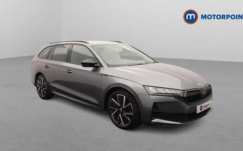 Used Skoda Octavia SportLine 150 HP (110 kW) 2025 Estate