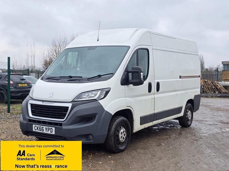 Used Peugeot Boxer 130 HP (95 kW) 2016 White Van