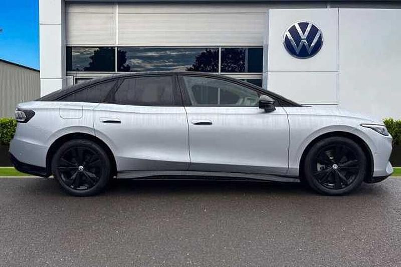 New VW ID.7 Pro 210 kW (286 HP) 2025 Silver Hatchback