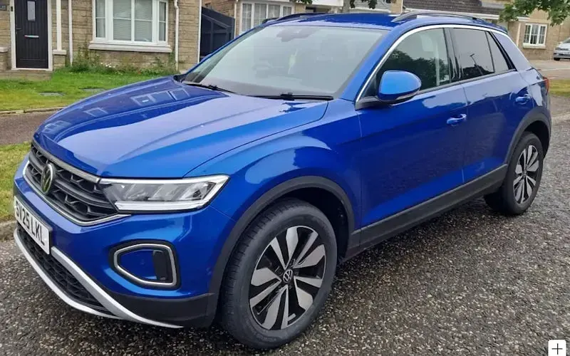 Used VW T-Roc Match 150 HP (110 kW) 2025 Blue SUV