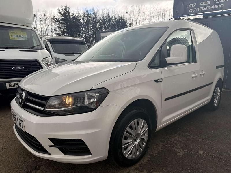 Used VW Caddy Trendline 102 HP (75 kW) 2018 White MPV