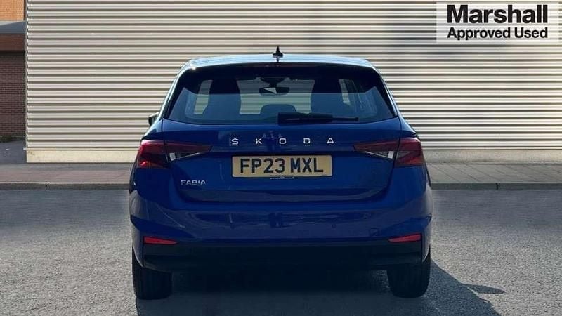 Used Skoda Fabia Comfort 80 HP (58 kW) 2023 Blue Hatchback