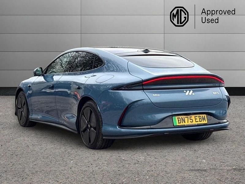 New MG IM5 100 kW (136 HP) 2025 Hatchback