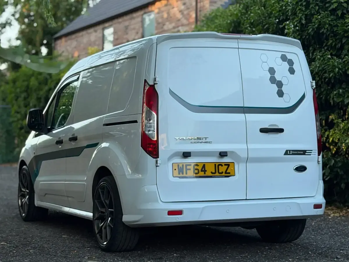 Used Ford Transit Connect 75 HP (55 kW) 2014 White MPV