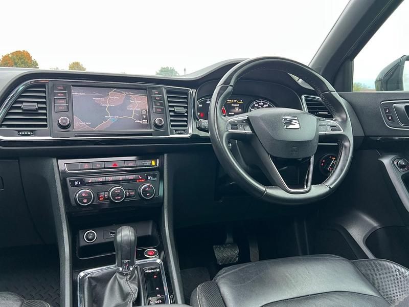 Black Used 2016 Seat Ateca 4Drive SUV | £12,495 (Fair price) - Image 1/4