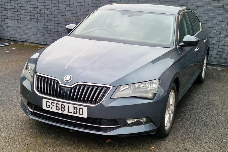 Used Skoda Superb SE 150 HP (110 kW) 2018 Grey Hatchback