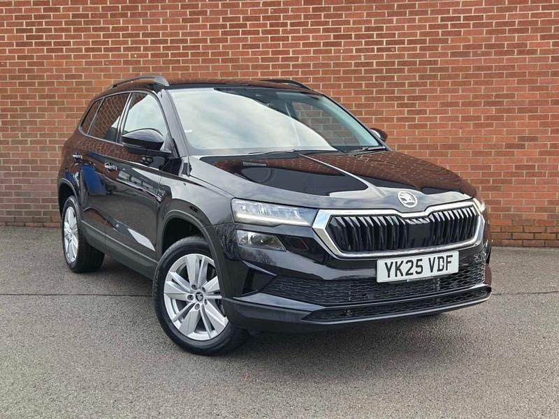 Black Used 2025 Skoda Karoq SE SUV | £24,446 (Super price) - Image 1/4
