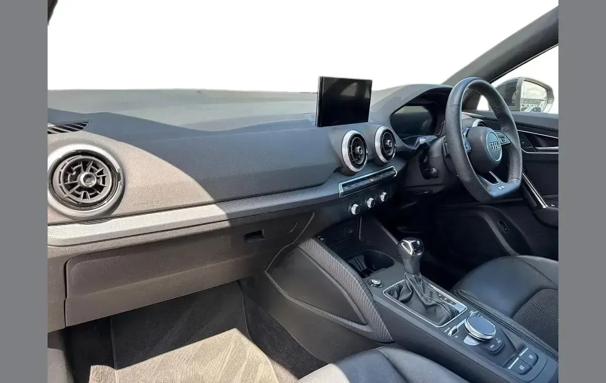 Used Audi Q2 Black Edition 147 HP (108 kW) 2023 Grey SUV