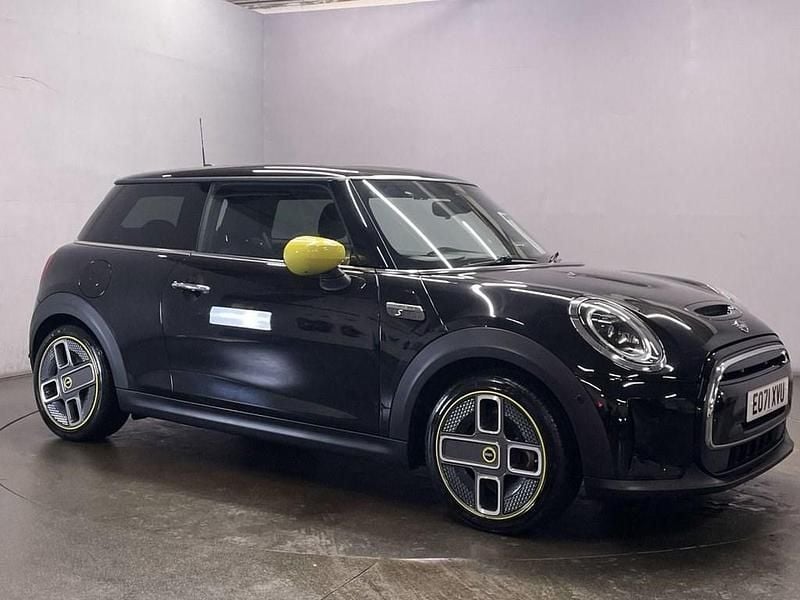 Used Mini Cooper SE Hatch 135 kW (184 HP) 2021 Black Hatchback
