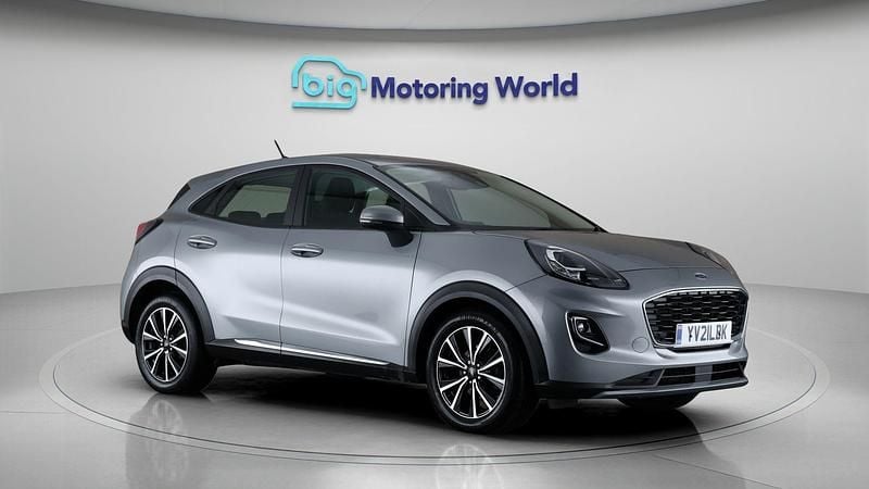 Used 2021 Ford Puma Gen-E Titanium | £12,800 (Good price) - Image 1/4