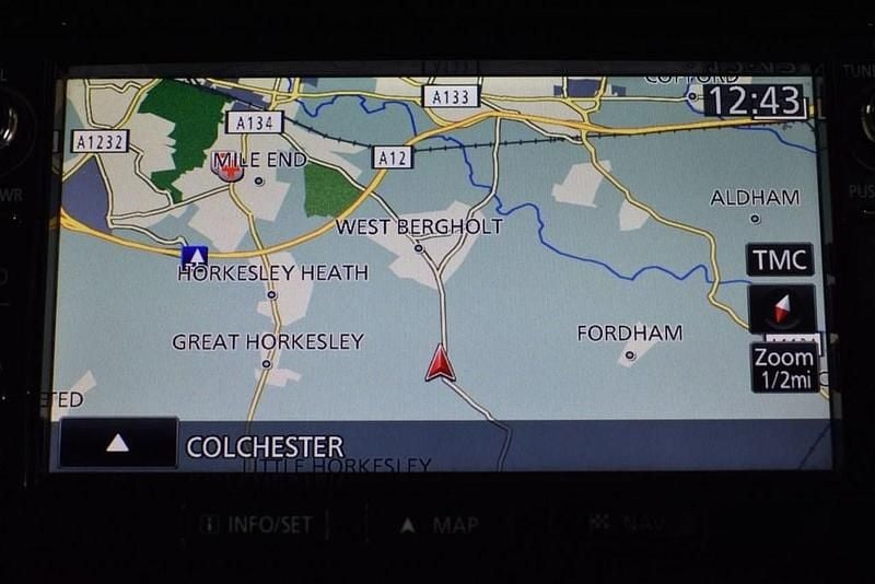 Used Mitsubishi L200 2017 Blue Pickup