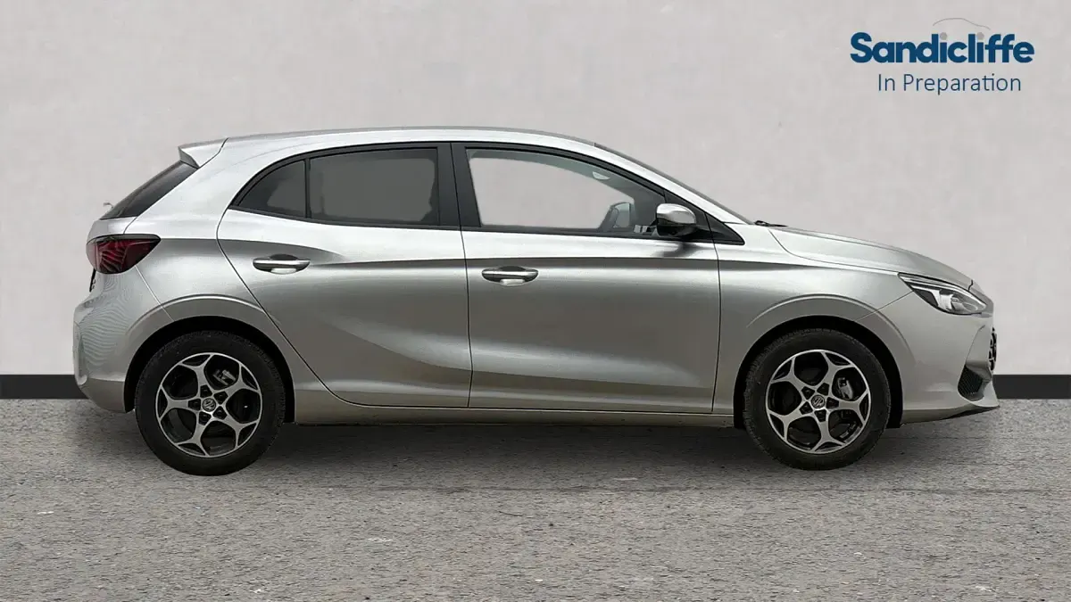 Used MG MG3 Trophy 194 HP (142 kW) 2024 Metallic  monument silver Hatchback