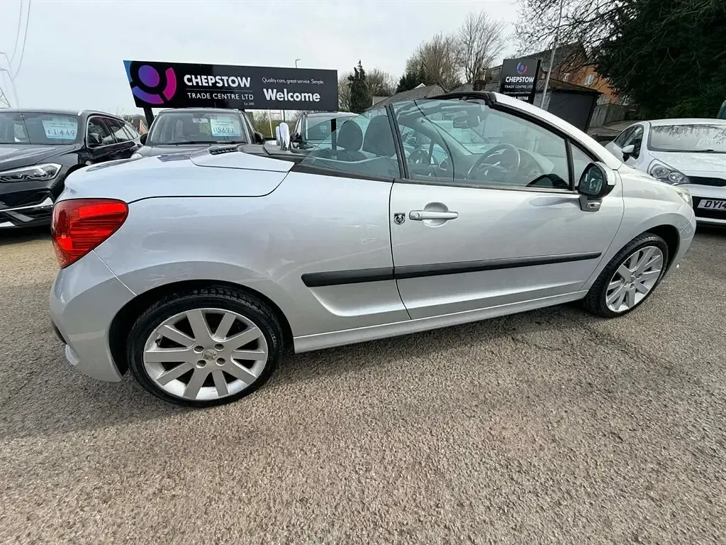 Used Peugeot 207 CC GT 120 HP (88 kW) 2007 Silver Cabriolet