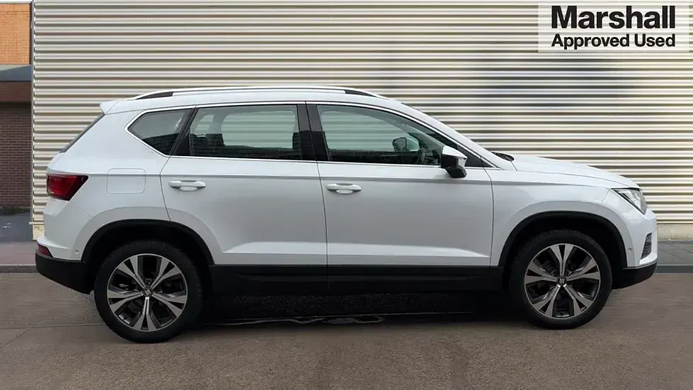 Used Seat Ateca SE Technology 115 HP (84 kW) 2019 White SUV