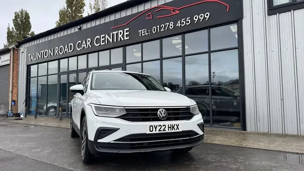 Used VW Tiguan Active 147 HP (108 kW) 2022 White SUV