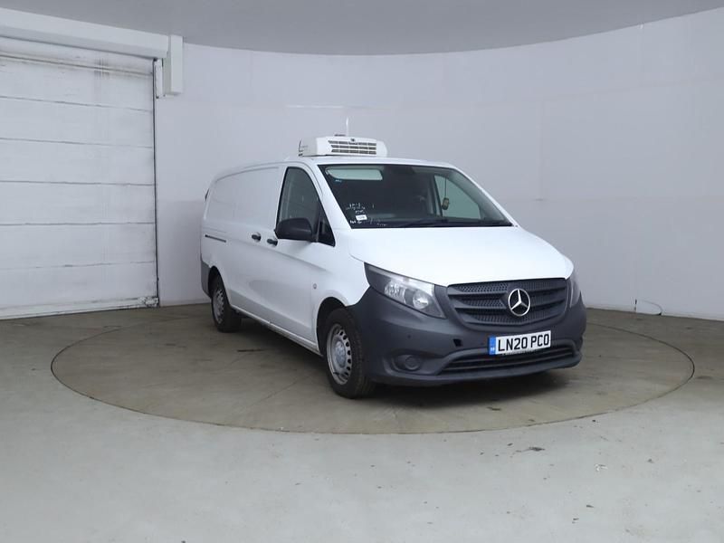 White Used 2020 Mercedes Vito MPV | £4,999 (Expensive) - Image 1/4