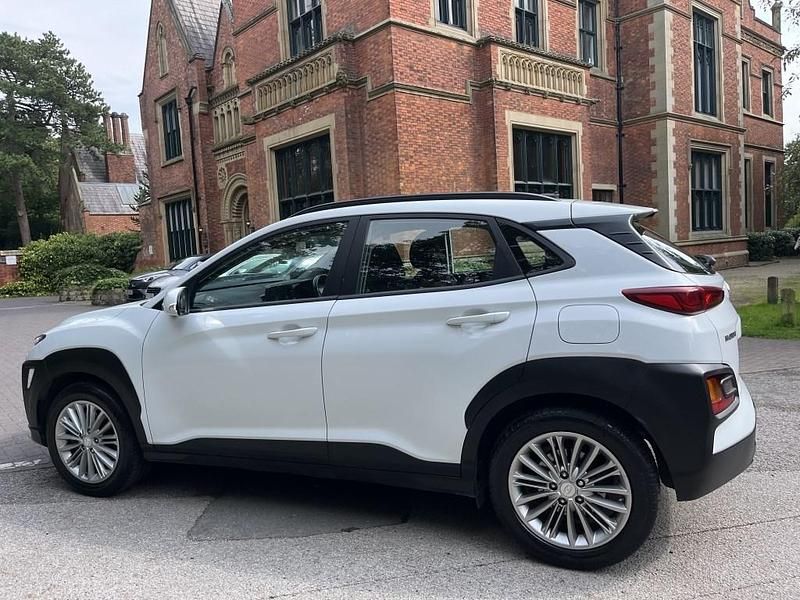 Used Hyundai Kona SE 120 HP (88 kW) 2018 White SUV