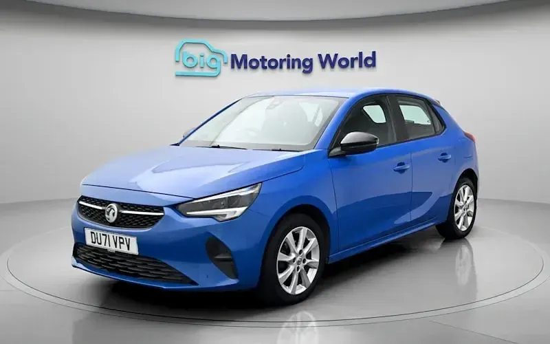 Second-hand Vauxhall Corsa 75 CP (55 kW) 2021 Albastru Hatchback