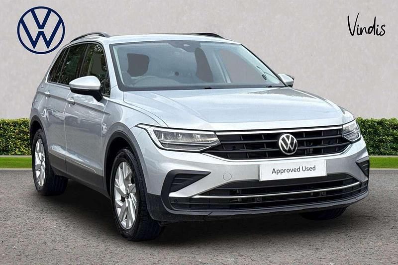 Silver Used 2021 VW Tiguan Life SUV | £20,520 (Fair price) - Image 1/2