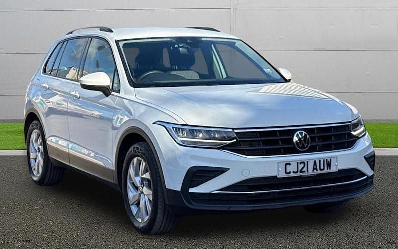 Usado VW Tiguan Life 150 HP (110 kW) 2023 SUV
