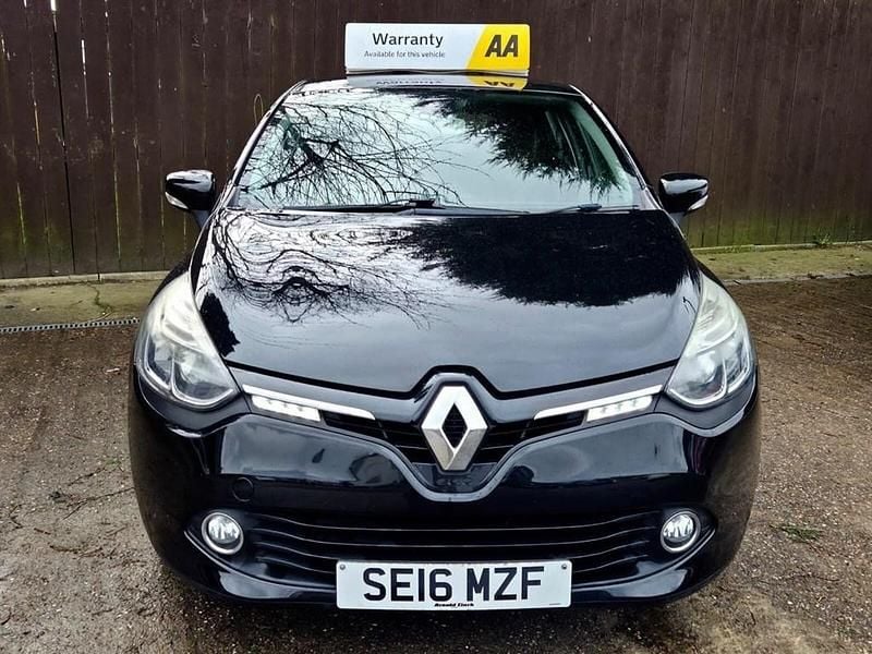Used Renault Clio IV Dynamique 2016 Black Hatchback