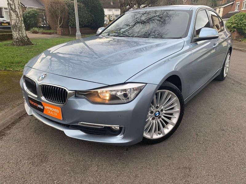 Used BMW 320 Luxury Line 2013 Blue Sedan