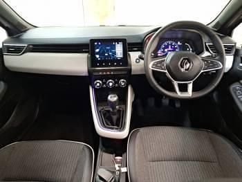 Używany Renault Clio V Techno 90 KM (66 kW) 2023 Szary Hatchback